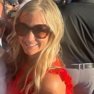 Meet your Posher, Lindsay